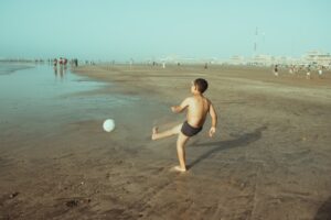 A strandröplabda alaptechnikái