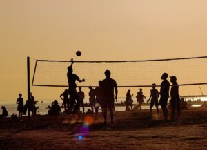 A strandröplabda alaptechnikái