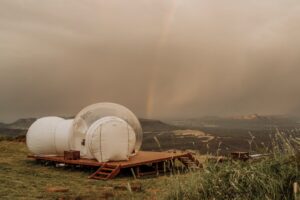 Luxusmentes luxus: glamping a természetben