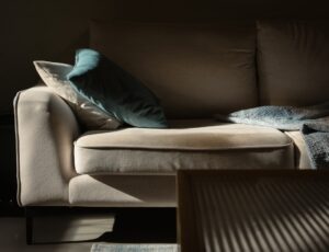 Elegáns pizsamaszett nappal is? – lounge trend