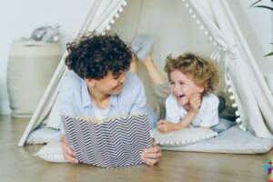 Kamaszkor: dicséret vagy kritika motivál jobban?
