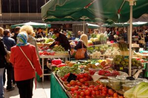 A helyi piac támogatása – több, mint bevásárlás